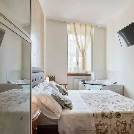 Jacuzzi In Front Of The Colosseum Lejlighed *