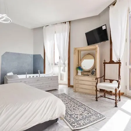 Lejlighed Jacuzzi In Front Of The Colosseum Rom