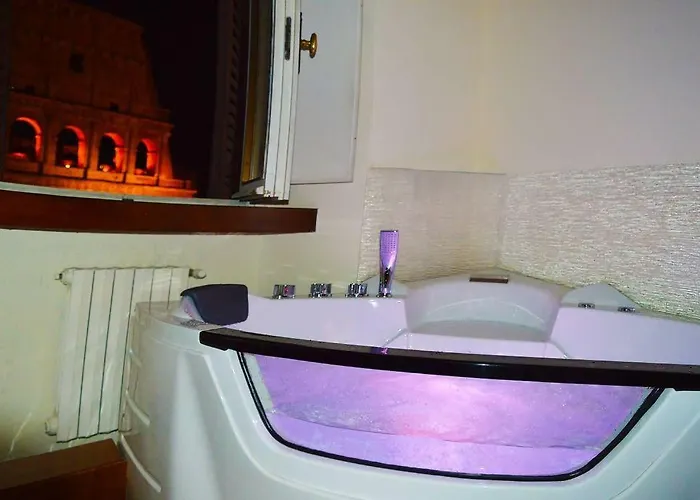 Jacuzzi In Front Of The Colosseum Διαμέρισμα Ρώμη